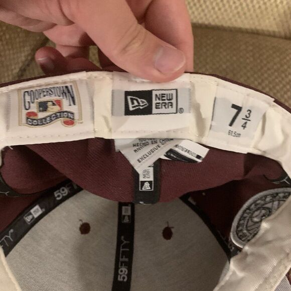 New Era Yankees Cooperstown Collection 1943‎ World Series Maroon Hat - Picture 3 of 3